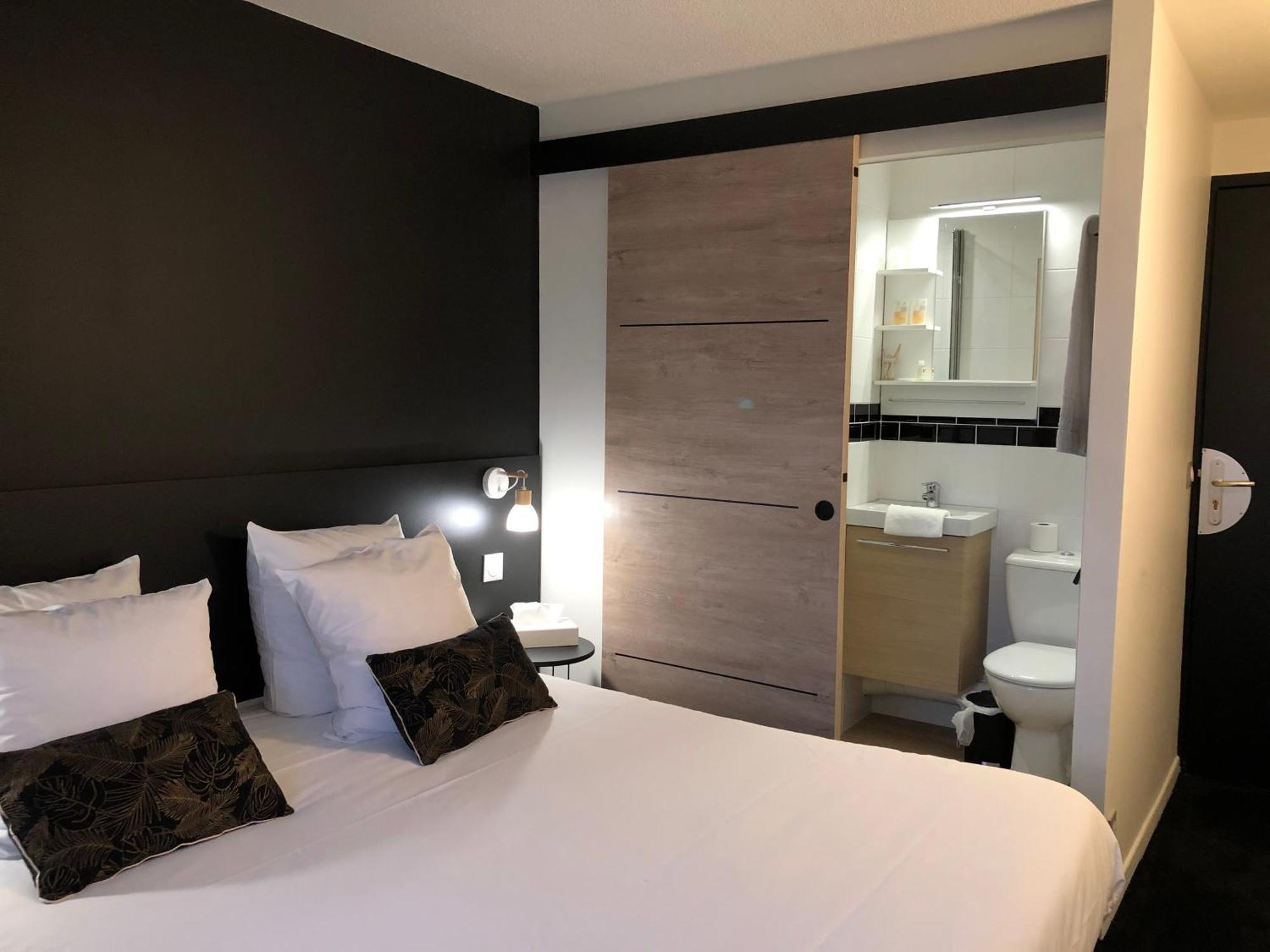 Hotel Le Pavillon De Saint-Lo - Anciennement Lunotel Eksteriør billede
